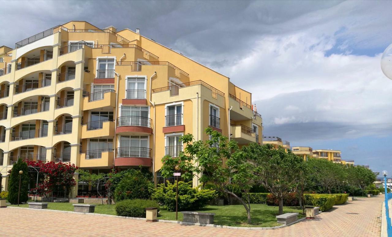 Akb Apartment Sea View アヘロイ エクステリア 写真